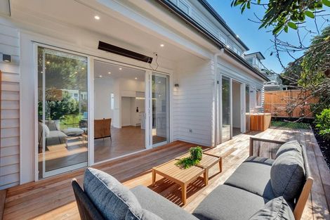 Photo of property in 414b Beach Road, Mairangi Bay, Auckland, 0630