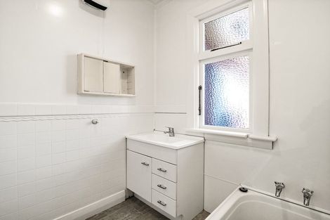 Photo of property in 56 Gordon Road, Mosgiel, 9024