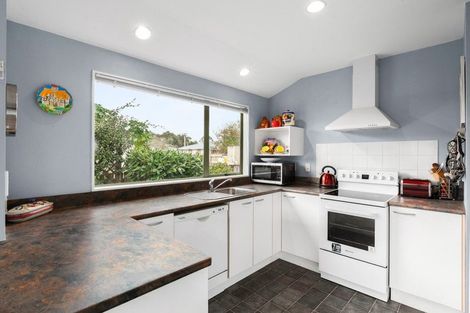 Photo of property in 11 Bradley Street, Paeroa, 3600