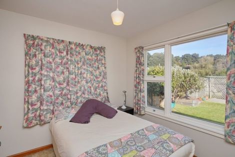 Photo of property in 98 Bickerton Street, Wainoni, Christchurch, 8061