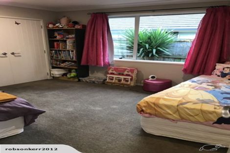 Photo of property in 50 Intrepid Crescent, Beachlands, Auckland, 2018