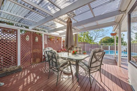 Photo of property in 7 Metric Place, Te Atatu South, Auckland, 0610