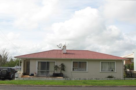 Photo of property in 35 Raleigh Street, Waitara, 4320