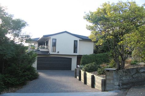 Photo of property in 127 Chaucer Road, Hospital Hill, Napier, 4110