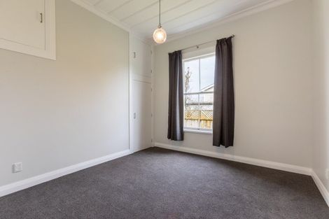 Photo of property in 37 Ross Street, Woodville, 4920