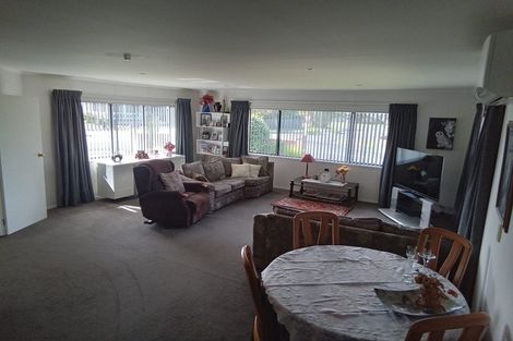 Photo of property in 10 Moreland Avenue, Pukete, Hamilton, 3200