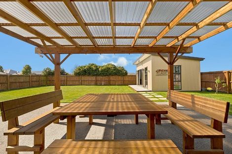 Photo of property in 22 Pollock Place, Rolleston, 7614