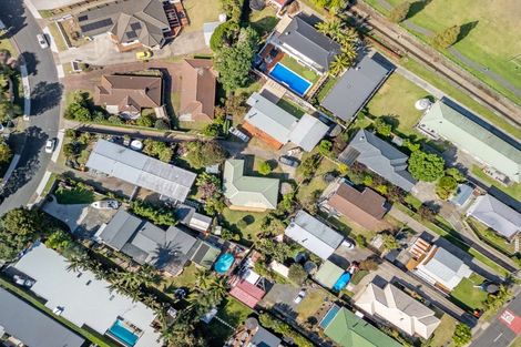 Photo of property in 1/114 The Circle, Manly, Whangaparaoa, 0930