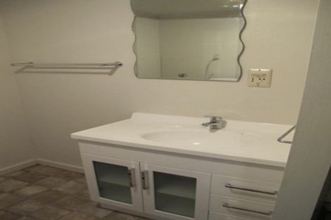 Photo of property in 2/12 Halifax Street, Kingston, Wellington, 6021