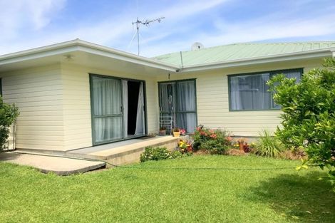 Photo of property in 385b Ngatai Road, Bellevue, Tauranga, 3110