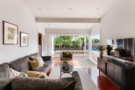 Photo of property in 13 Golf Road, Epsom, Auckland, 1023