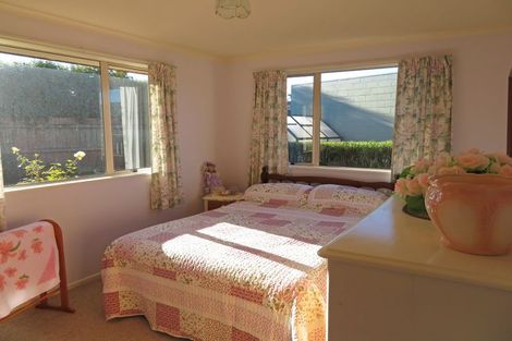 Photo of property in 10 Berkley Place, Oamaru North, Oamaru, 9400