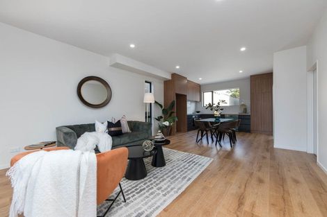 Photo of property in 2/85 Royal View Road, Te Atatu South, Auckland, 0610