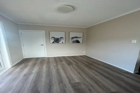 Photo of property in 12 Ponderosa Grove, Maoribank, Upper Hutt, 5018