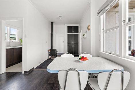 Photo of property in 1417 Woodstock Avenue, Mayfair, Hastings, 4122