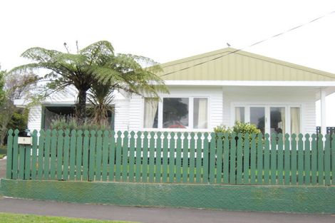 Photo of property in 6 Bedford Street, Fitzroy, New Plymouth, 4312