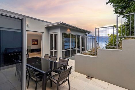 Photo of property in 6 Chandler Lane, Fernhill, Queenstown, 9300