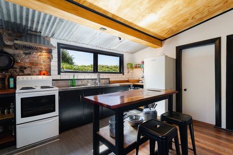 Photo of property in 76 Manapouri Street, Ravensbourne, Dunedin, 9022