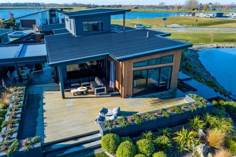 Photo of property in 1 Waterton Point, Huntingdon, Ashburton, 7774