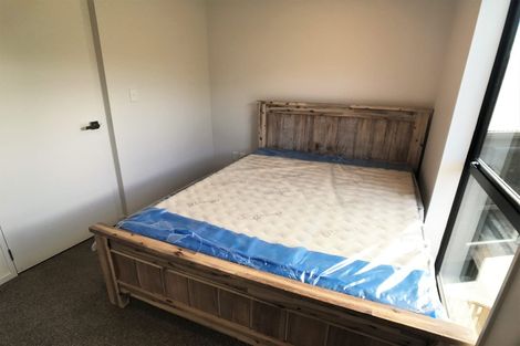 Photo of property in 1 Kanona Way, Albany Heights, Auckland, 0632