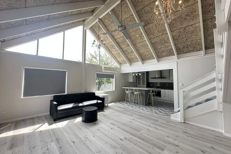 Photo of property in 47a Taikata Road, Te Atatu Peninsula, Auckland, 0610