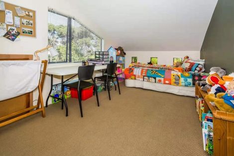 Photo of property in 12 Daldys Bush Lane, Bayview, Auckland, 0629