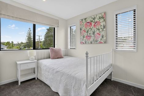 Photo of property in 57b Hogans Road, Glenfield, Auckland, 0629