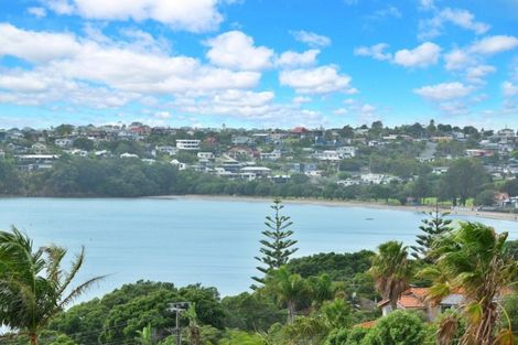 Photo of property in 174 Vipond Road, Stanmore Bay, Whangaparaoa, 0932