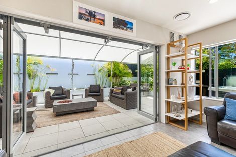 Photo of property in 12 Orne Street, Torbay, Auckland, 0630