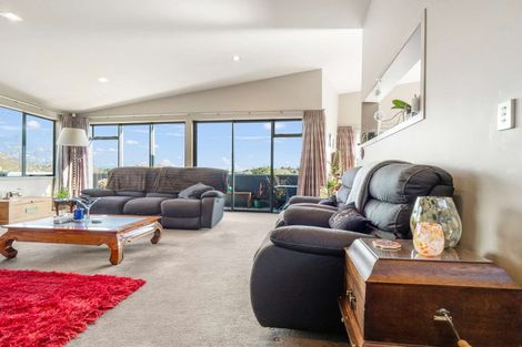 Photo of property in 2 Honeysuckle Lane, Ohauiti, Tauranga, 3112