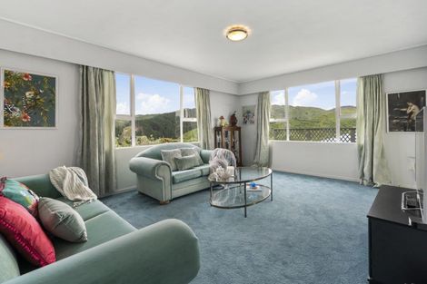 Photo of property in 11 Camrose Grove, Kingston, Wellington, 6021