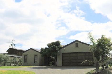 Photo of property in 3 Paua Cove, Papamoa Beach, Papamoa, 3118