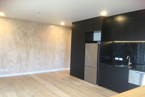 Photo of property in 2/165 Hobsonville Point Road, Hobsonville, Auckland, 0616