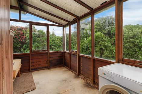 Photo of property in 70 Moana Street, Otaki Beach, Otaki, 5512