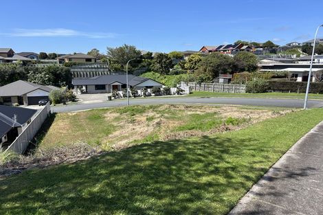 Photo of property in 1 Frederick Place, Whalers Gate, New Plymouth, 4310
