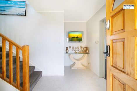 Photo of property in 98 Chapel Road, Flat Bush, Auckland, 2019