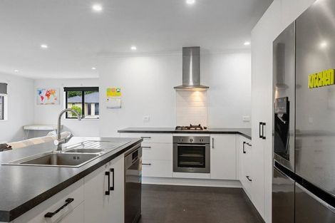 Photo of property in 15 Dreaver Drive, Waitara, 4320