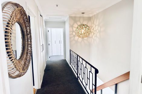 Photo of property in 73 Faraday Street, Hospital Hill, Napier, 4110