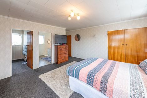 Photo of property in 6 Murch Place, Tawhero, Whanganui, 4500