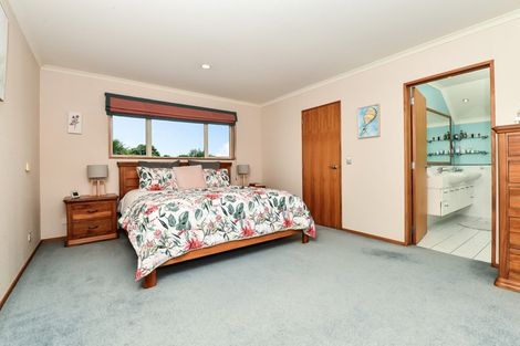 Photo of property in 56 Keswick Crescent, Huntington, Hamilton, 3210