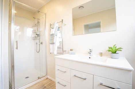 Photo of property in 15b Lenox Grove, Johnsonville, Wellington, 6037