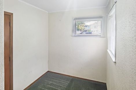 Photo of property in 50 Mcfadzean Drive, Blockhouse Bay, Auckland, 0600