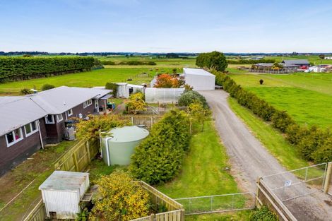 Photo of property in 5883 Mountain Road, Normanby, Hawera, 4673