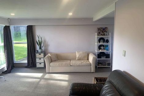Photo of property in 1/104 Archers Road, Glenfield, Auckland, 0629