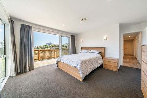 Photo of property in 66 Mount Marua Way, Timberlea, Upper Hutt, 5018