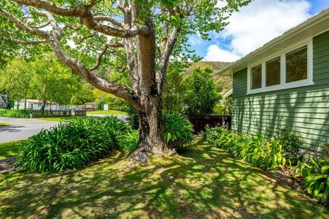 Photo of property in 2 Cleary Street, Waterloo, Lower Hutt, 5011