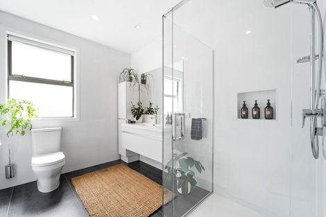 Photo of property in 11 Sandpiper Avenue, Point Wells, Warkworth, 0986