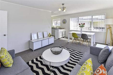 Photo of property in 9a Honey Place, Weymouth, Auckland, 2103