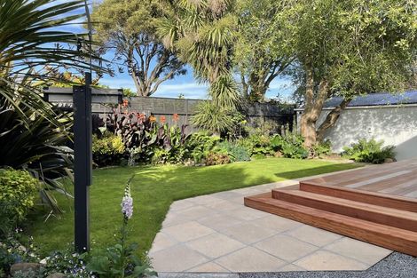 Photo of property in 2/53 Orrick Crescent, Avondale, Christchurch, 8061