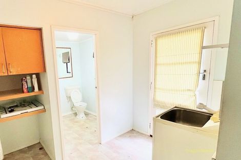 Photo of property in 8 Jellicoe Road, Murrays Bay, Auckland, 0630